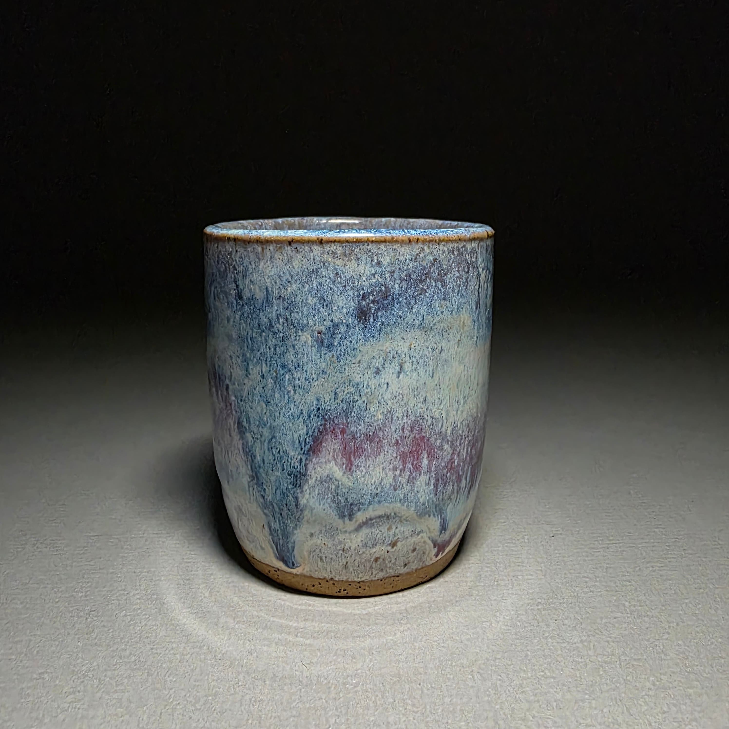 Cup resembling Neptune’s complexity