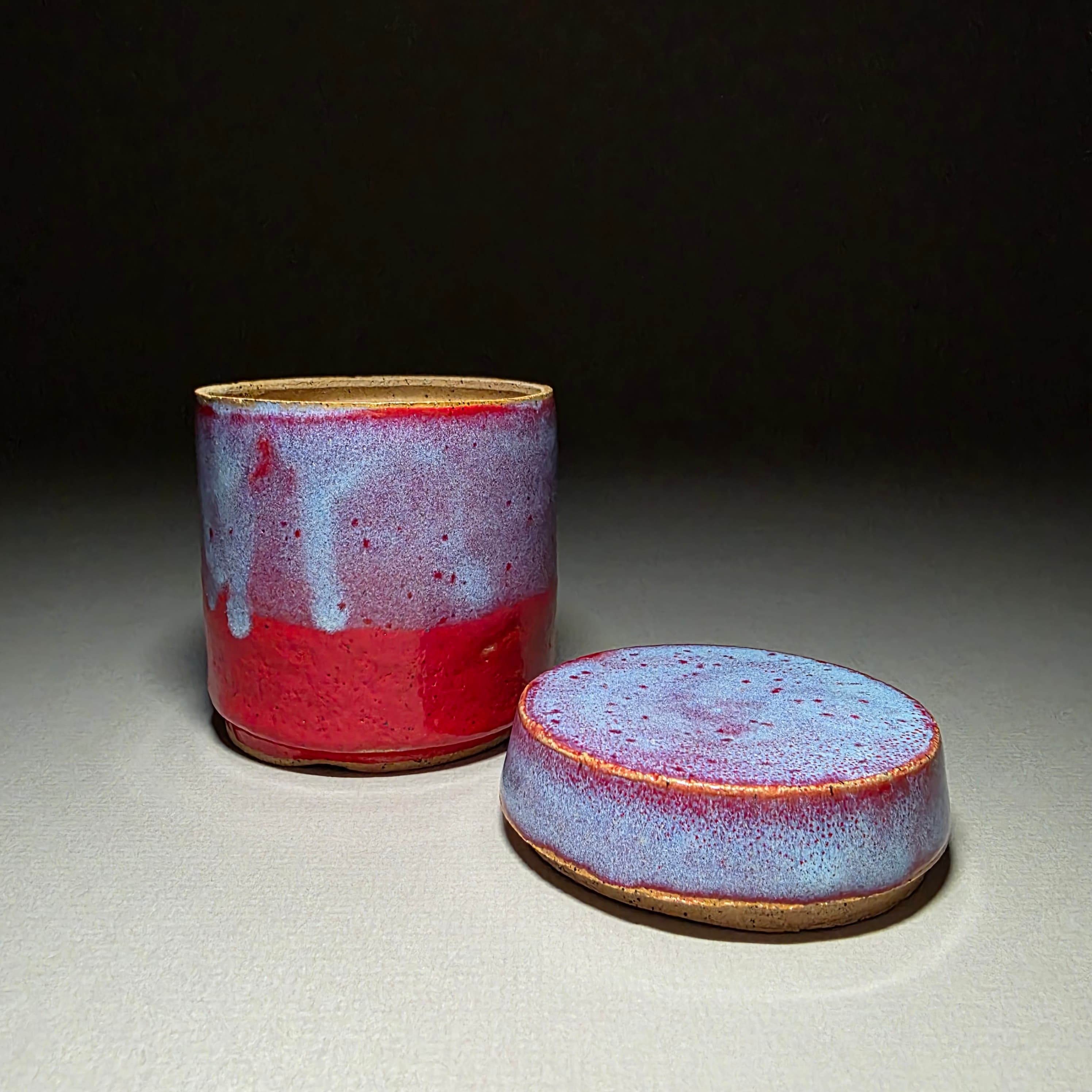 Trinket holder with functional lid - Image 2